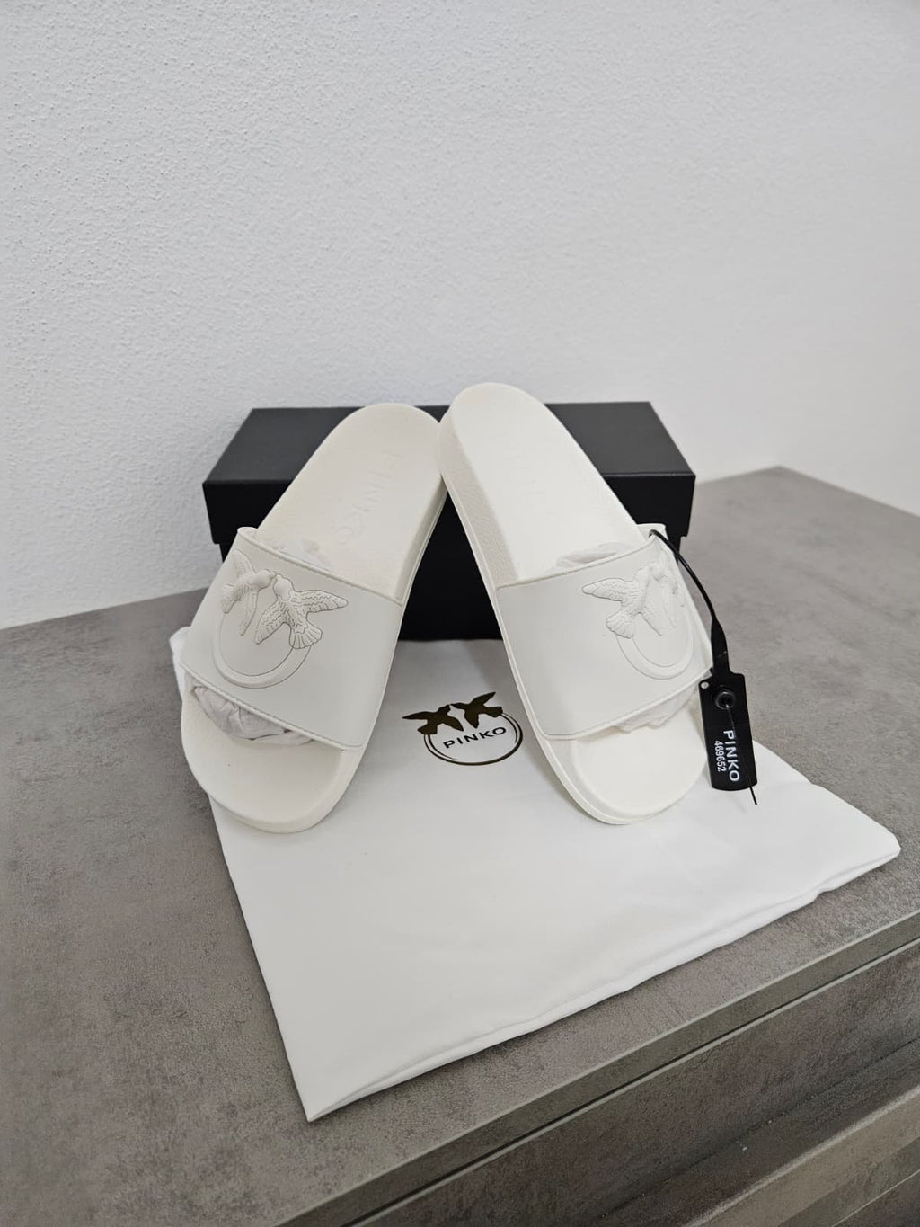 Ciabatte Pinko con logo Love Birds